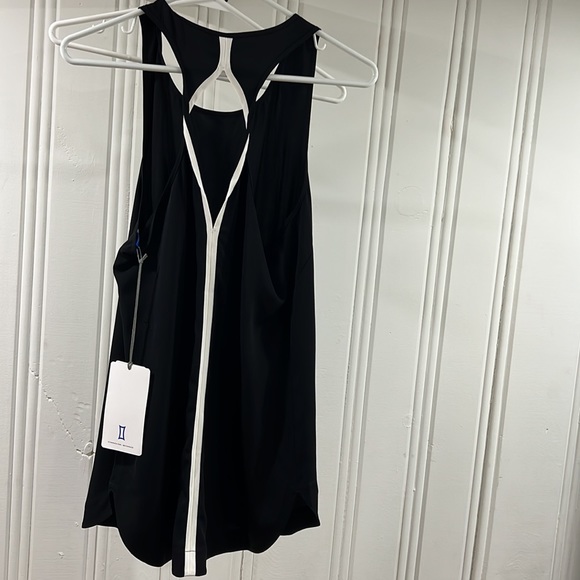 NWT - Kit and Ace - Sneak Peek Blouse - size 6 - Picture 2 of 5